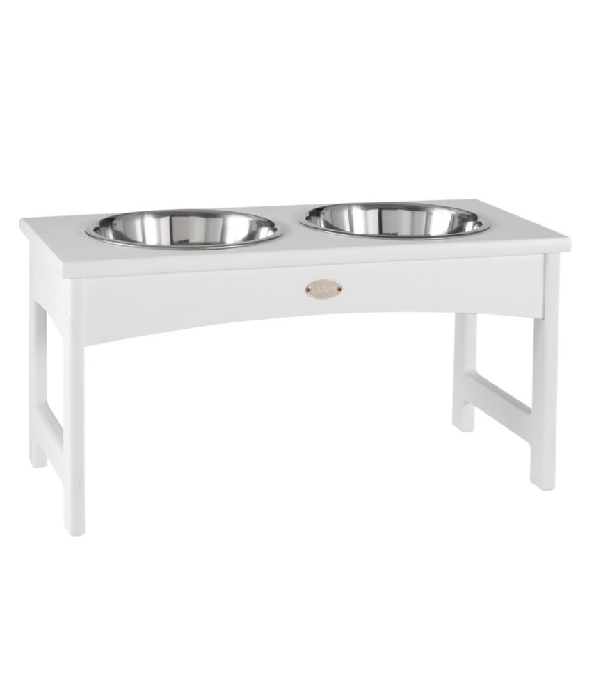 All-Weather Pet Feeder - US 4290