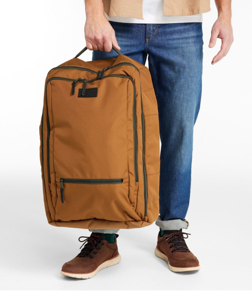 Continental Luggage, Carry-On Travel Pack - US 3775
