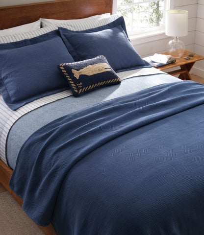 Vintage Matelassé Bedspread - US 0500