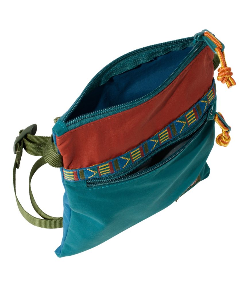 Mountain Classic Crossbody Bag, Multi - US 2110