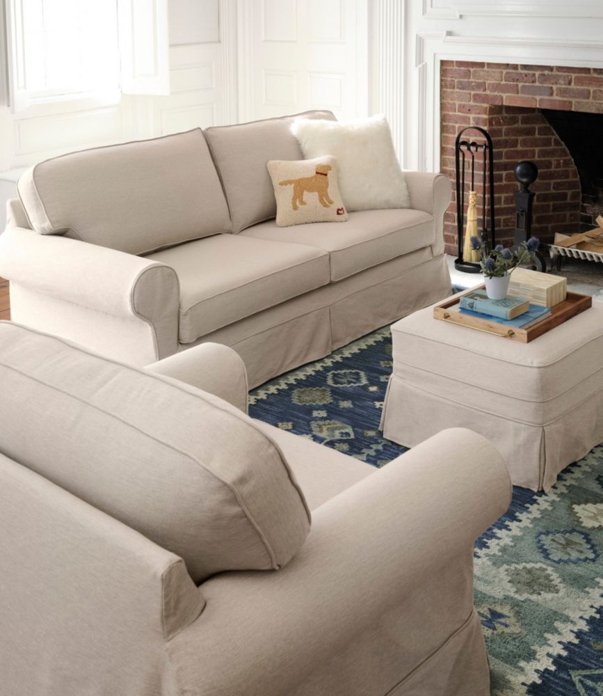 Pine Point Sofa - US 8406